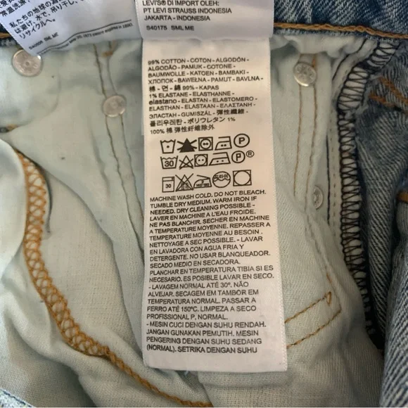 Levi’s 541 Athletic Taper Fit Mens Jeans 30x32 Light Wash Distressed Stretch NWT
